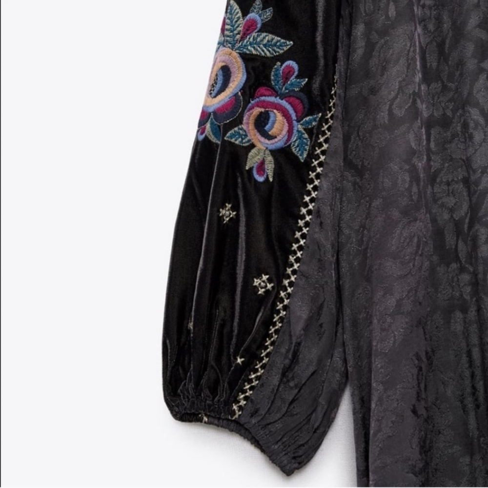 🌸NEW ZARA EMBROIDERED MIDI DRESS🌸 xs - Picture 7 of 8